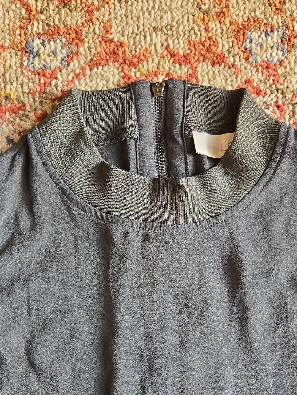Loft XS Women's dark Olive Green flowy sleeveless back zipper detail
